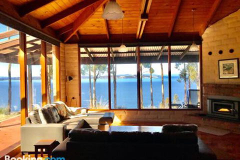 Tinderbox Cliff House - Accommodation in Brisbane 3