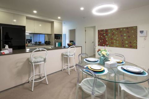 Waterfront Apartments Marinaquays Apt 221 & Apt 234 - Accommodation in Brisbane 6