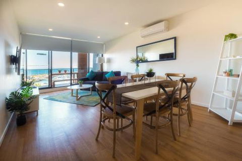 Waterfront Apartments Marinaquays Apt 221 & Apt 234 - Accommodation in Brisbane 0