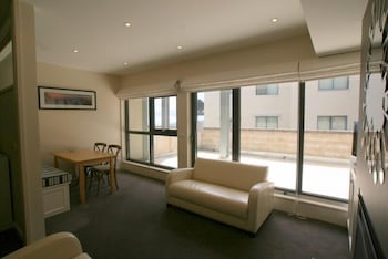 Alto 203 - Accommodation in Brisbane 1