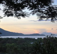 The Sanctuary Retreat - Accommodation in Brisbane