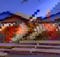 Grace's Spa Cottage - Accommodation in Brisbane
