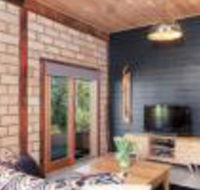 Falls River Luxury Accommodation - Accommodation in Brisbane