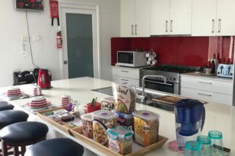 M & Ts Waterfront Bed & Breakfast - Accommodation in Brisbane 3