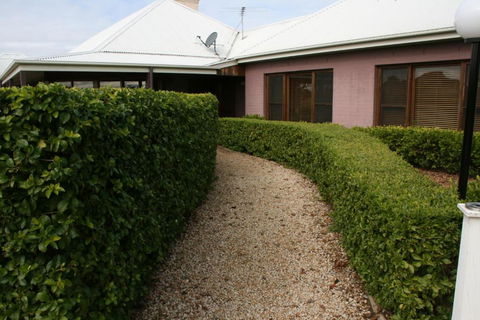 Nirvana Vista Estate - Accommodation in Brisbane 2