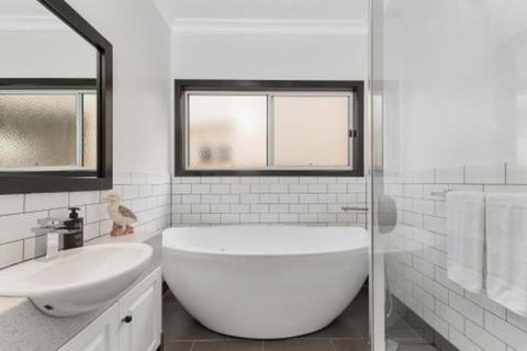 Art House - Accommodation in Brisbane 2