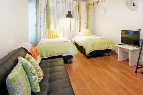 2 / 22 Stevens - Accommodation in Brisbane 4