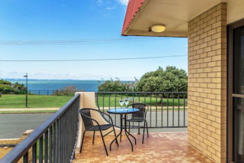 Amazing Ocean Views - Accommodation in Brisbane 0