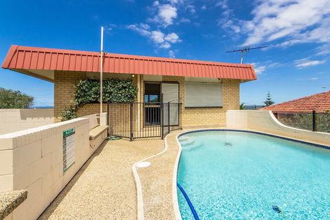 Amazing Ocean Views - Accommodation in Brisbane 6