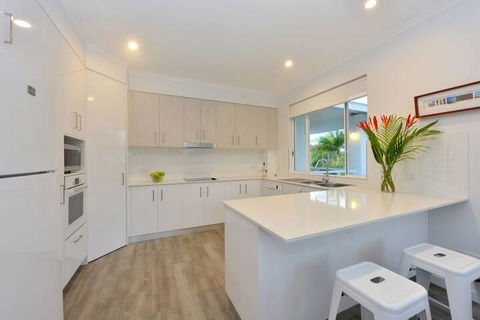 On The Beach 321 - Accommodation in Brisbane 4