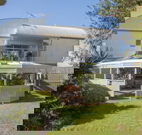 Through the Looking Glass - Accommodation in Brisbane