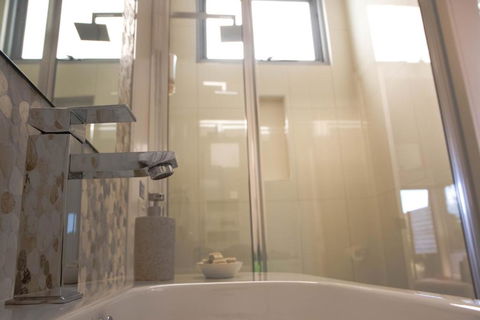 Eagle Peaks At Freycinet - Accommodation in Brisbane 5