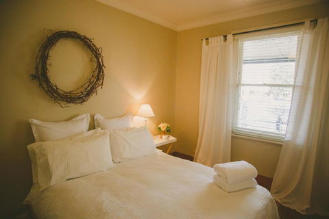 Apple Cottage Orange NSW - Accommodation in Brisbane 5