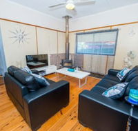 Beach House on James Patterson - Accommodation in Brisbane