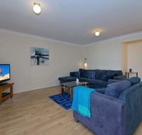 Sandcastles 2 / 23 Robinson Street - Accommodation in Brisbane