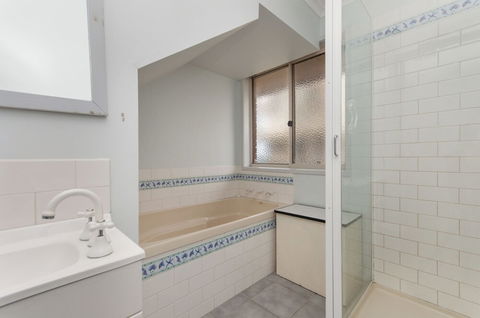 Ocean Break - Accommodation in Brisbane 0
