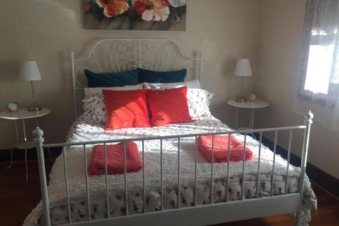 Art Deco Cottage - Accommodation in Brisbane 0