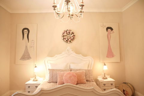 Azalea Cedar-Rose Villa - Accommodation in Brisbane 1