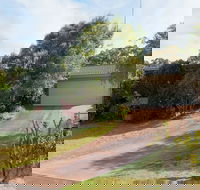 Wildflowers at Fingal Bay - Accommodation in Brisbane