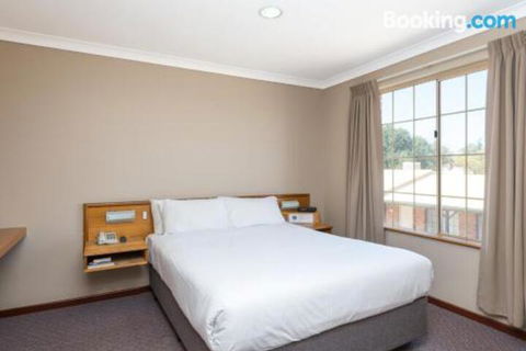 MIDAS MOTEL KALGOORLIE - Accommodation in Brisbane 2