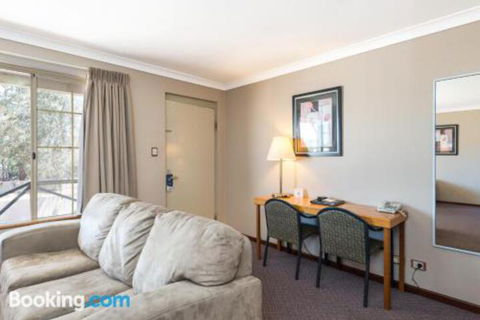 MIDAS MOTEL KALGOORLIE - Accommodation in Brisbane 3