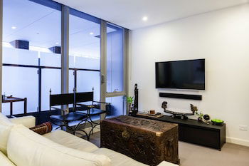 MATILDA, 1BDR South Yarra Apartment - Accommodation in Brisbane 0