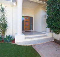 Sandy Shores - Accommodation in Brisbane