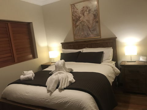 Atina Rocks Country Homestead - Accommodation in Brisbane 5