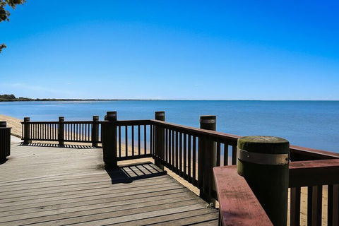 Hamptons At The Bay - Accommodation in Brisbane 3
