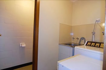 Hotham 1750 12 - Accommodation in Brisbane 2
