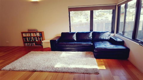 Architecturally Designed Beach House - Accommodation in Brisbane 3