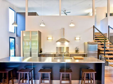 Architecturally Designed Beach House - Accommodation in Brisbane 4