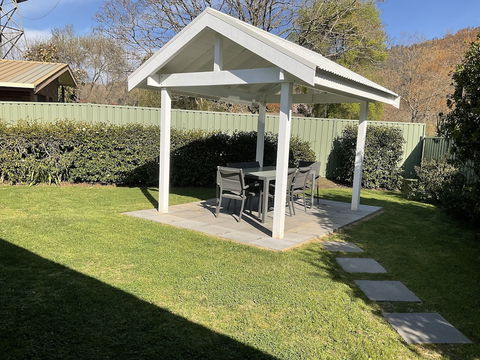 Valley View Townhouse - On The RAIL TRAIL - Accommodation in Brisbane 6