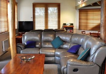 Eacottage - Accommodation in Brisbane 0