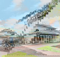 Occy's at Fingal Bay - Accommodation in Brisbane