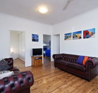 Short Street 4 The Beach Cottage - Accommodation in Brisbane