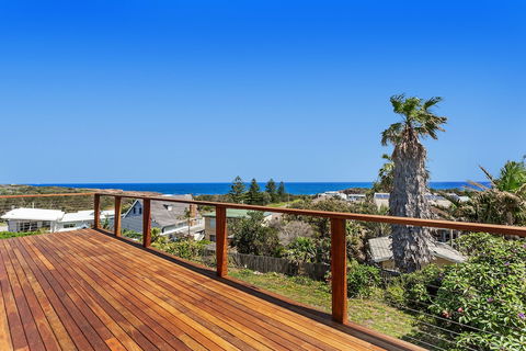 Boat Harbour Beach House 71 Kingsley Drive - Accommodation in Brisbane 1