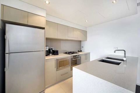 Astra Apartments Sydney - George St - Accommodation in Brisbane 2