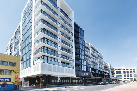 Ilixir Apartments By Ready Set Host - Accommodation in Brisbane 4