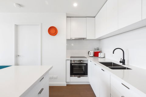 Ilixir Apartments By Ready Set Host - Accommodation in Brisbane 6