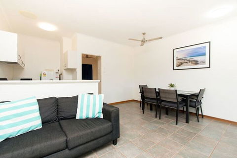 Cable Beach Apartments - Accommodation in Brisbane 5