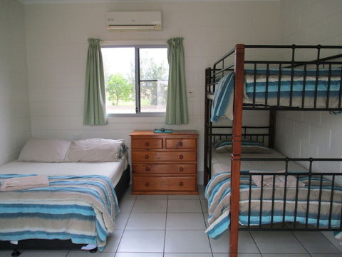Ingham Tourist Park - Accommodation in Brisbane 2