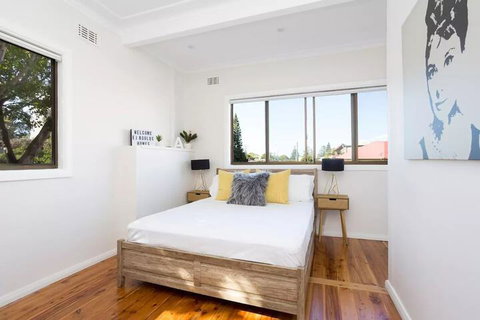 EJ Homes At The Entrance - Accommodation in Brisbane 4