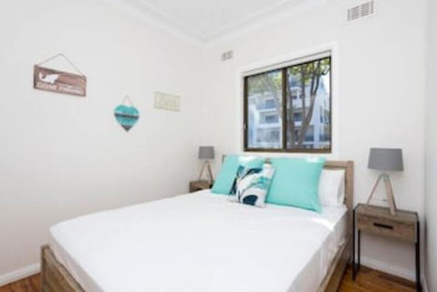 EJ Homes At The Entrance - Accommodation in Brisbane 2