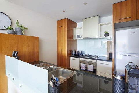 Apt Walking Distance To MCG & Epworth Hospital - Accommodation in Brisbane 7