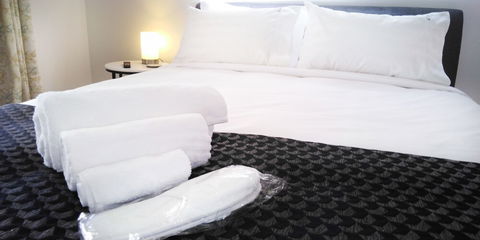 Lakeside Retreat & Business - Accommodation in Brisbane 4