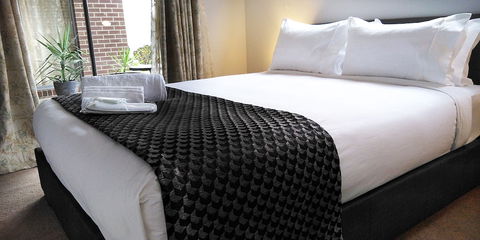 Lakeside Retreat & Business - Accommodation in Brisbane 1