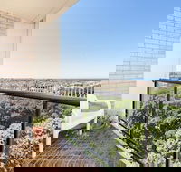 Bondi Apt for 4 Panoramic Ocean - Accommodation in Brisbane