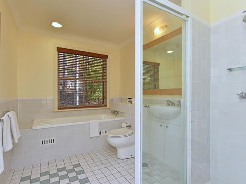 Villa 3br Chambourcin Resort Condo Located Within Cypress Lakes Resort (nothing Is More Central) - Accommodation in Brisbane 4