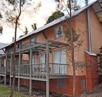 Villa Executive 2br Valley Views Resort Condo located within Cypress Lakes Resort nothing is more central - Accommodation in Brisbane